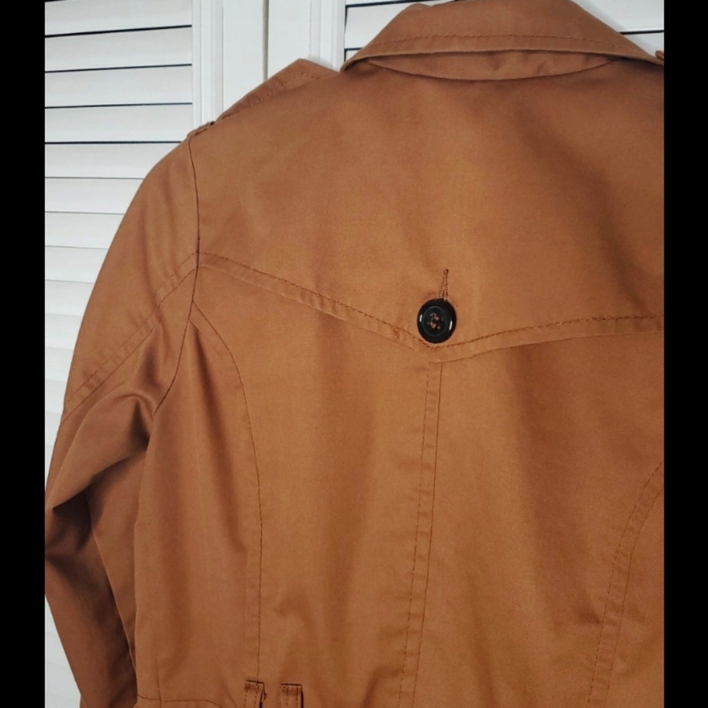 Spring/Fall Trench Coat - Picture 5 of 9